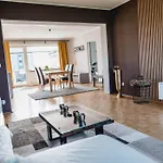 公寓 Grosse Moderne Designer-wohnung Fuer Urlaub Und Business - 3 Schlafzimmer, Kueche, Buero, Terrasse Und 2 Kostenlose Parkplaetze *