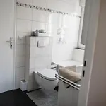 公寓 Grosse Moderne Designer-wohnung Fuer Urlaub Und Business - 3 Schlafzimmer, Kueche, Buero, Terrasse Und 2 Kostenlose Parkplaetze *