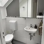 公寓 Grosse Moderne Designer-wohnung Fuer Urlaub Und Business - 3 Schlafzimmer, Kueche, Buero, Terrasse Und 2 Kostenlose Parkplaetze 拜罗伊特
