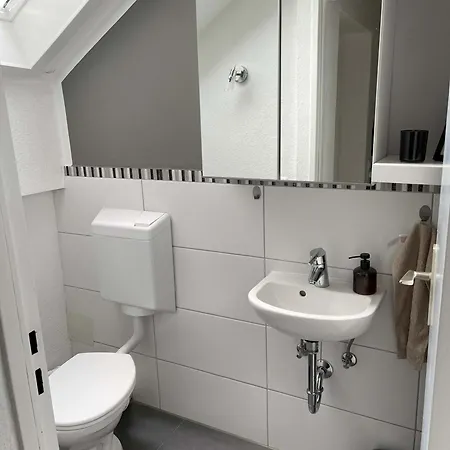 Grosse Moderne Designer-wohnung Fuer Urlaub Und Business - 3 Schlafzimmer, Kueche, Buero, Terrasse Und 2 Kostenlose Parkplaetze Appartamento *