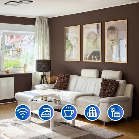 Appartamento Grosse Moderne Designer-wohnung Fuer Urlaub Und Business - 3 Schlafzimmer, Balkon, Kueche, Buero Und 2 Kostenlosen Parkplaetze *