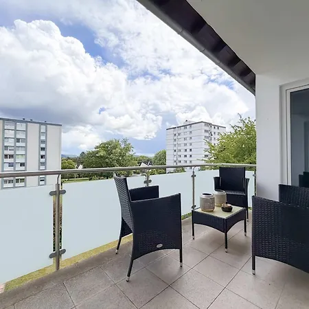 Appartamento Grosse Moderne Designer-wohnung Fuer Urlaub Und Business - 3 Schlafzimmer, Balkon, Kueche, Buero Und 2 Kostenlosen Parkplaetze Bayreuth