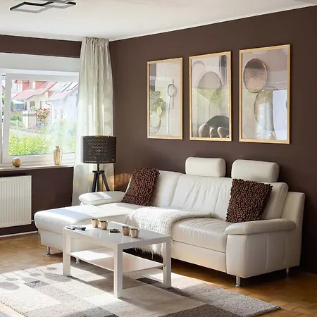 Appartamento Grosse Moderne Designer-wohnung Fuer Urlaub Und Business - 3 Schlafzimmer, Balkon, Kueche, Buero Und 2 Kostenlosen Parkplaetze Bayreuth